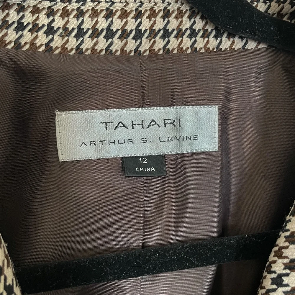 Tahari ASL Blazer - Picture 4 of 10